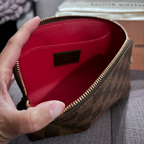 Louis Vuitton Cosmetic Pouch PM - Picture 5 of 8